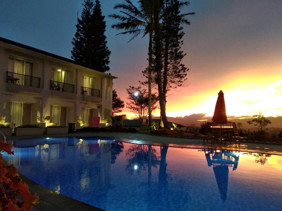 The Balcone Suites & Resort Bukittinggi Ngoại thất bức ảnh