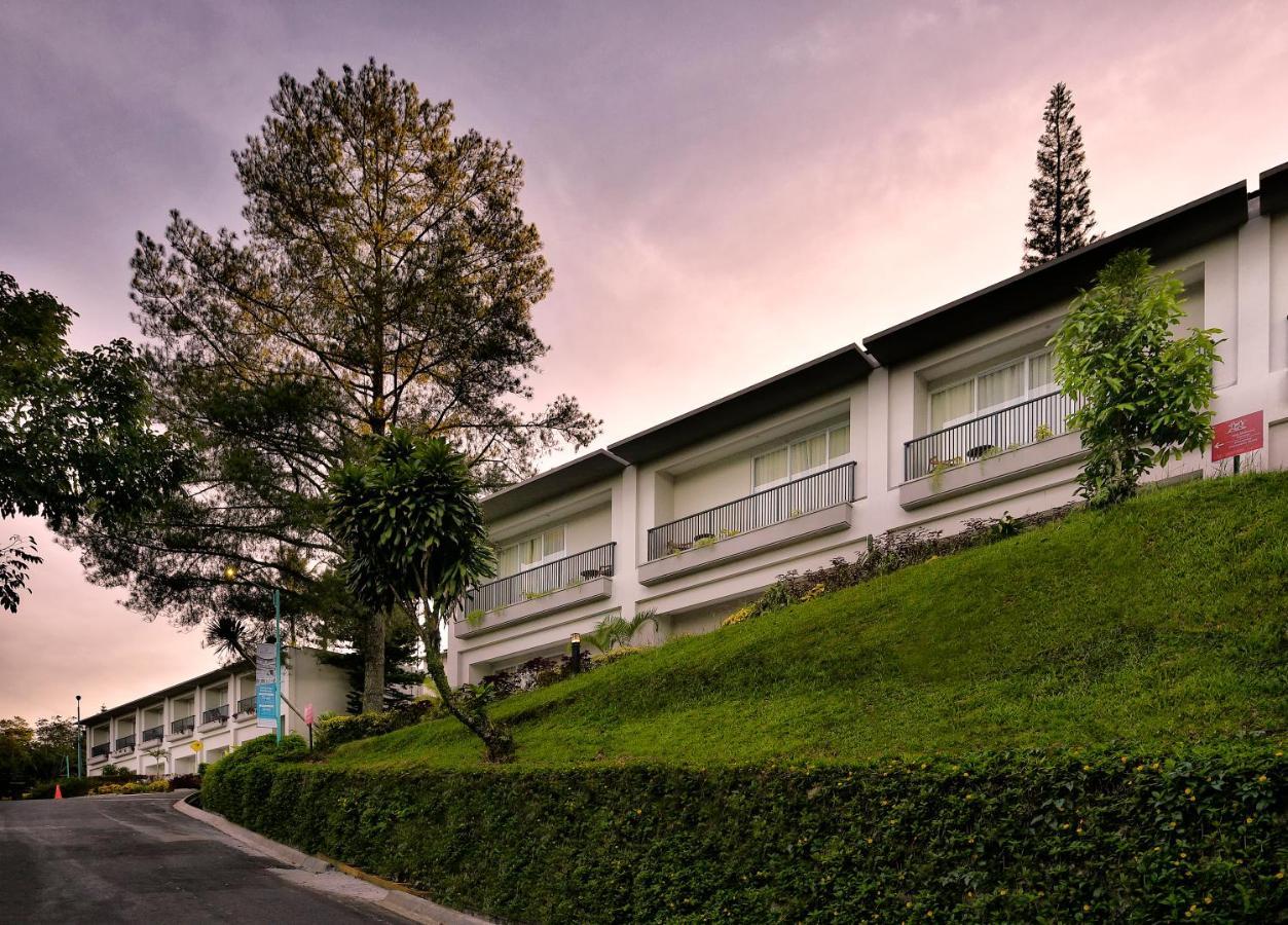 The Balcone Suites & Resort Bukittinggi Ngoại thất bức ảnh