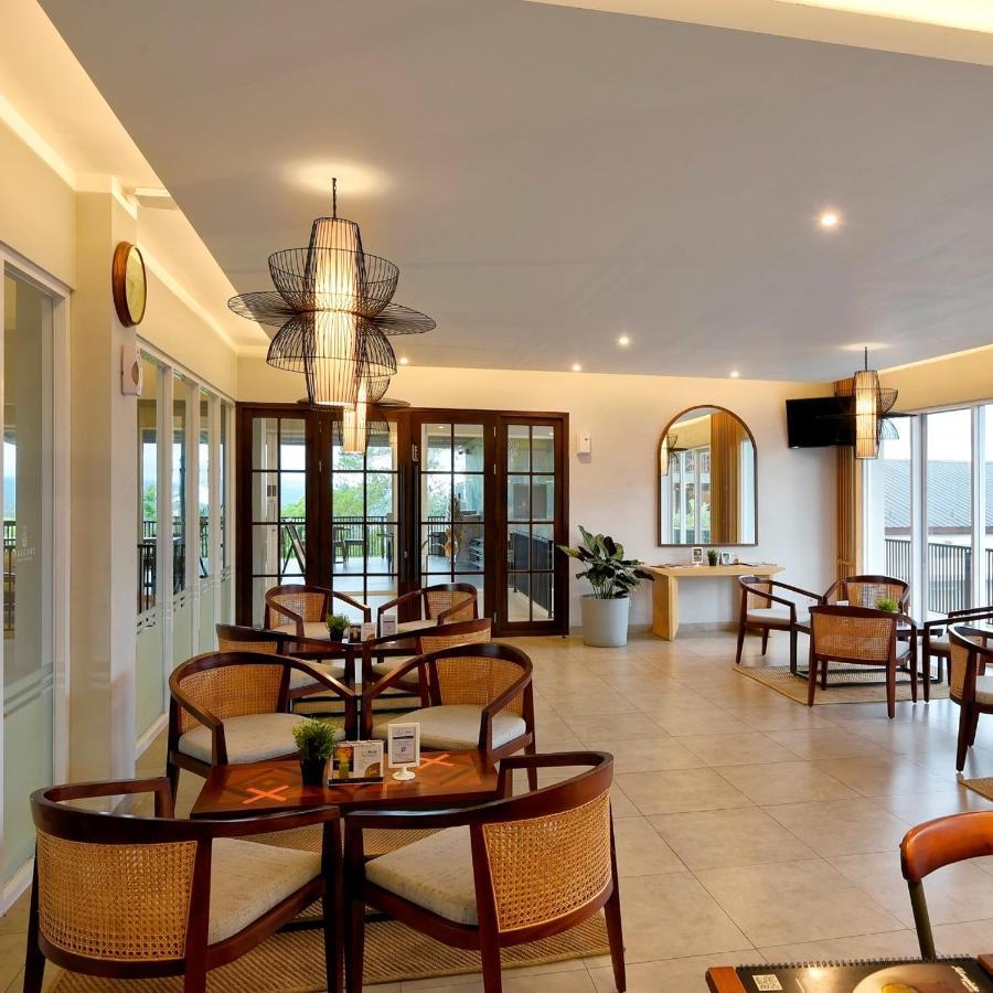 The Balcone Suites & Resort Bukittinggi Ngoại thất bức ảnh