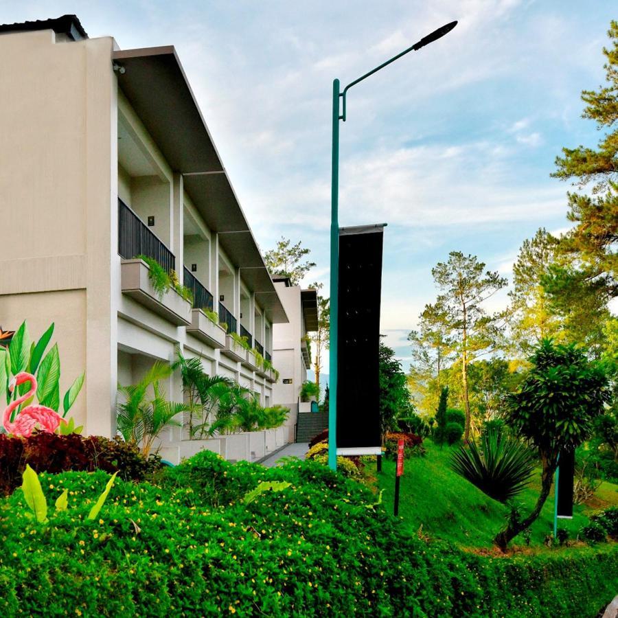 The Balcone Suites & Resort Bukittinggi Ngoại thất bức ảnh