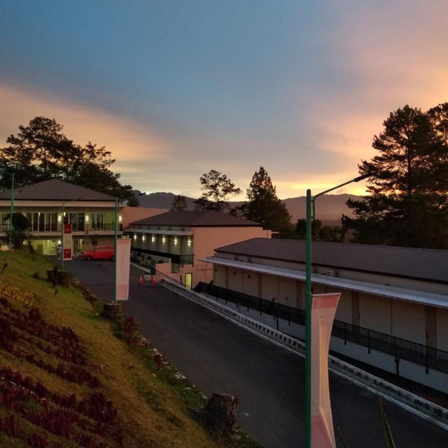 The Balcone Suites & Resort Bukittinggi Ngoại thất bức ảnh