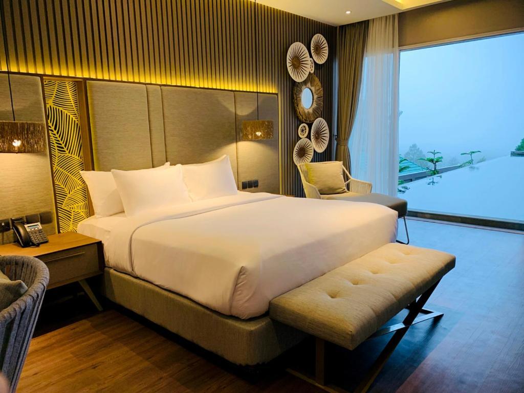 The Balcone Suites & Resort Bukittinggi Ngoại thất bức ảnh