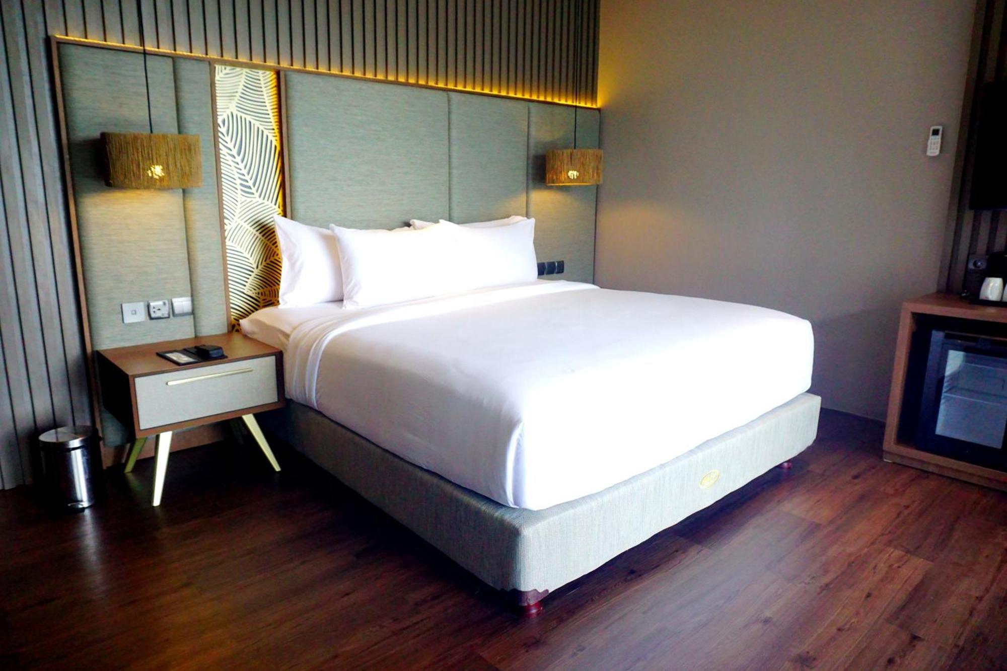 The Balcone Suites & Resort Bukittinggi Ngoại thất bức ảnh